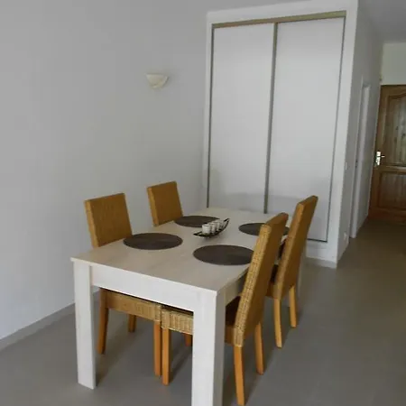 Poggio-mezzana Apartment *