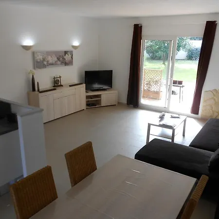 Poggio-mezzana Apartment